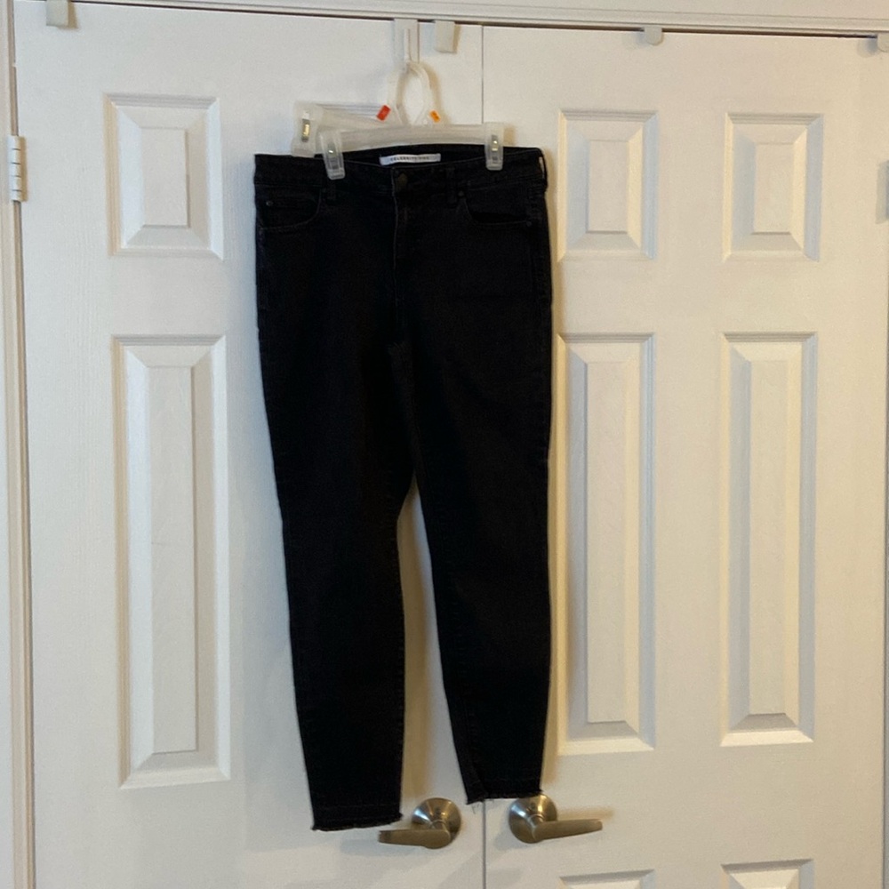 Celebrity Pink ankle length skinny jeans